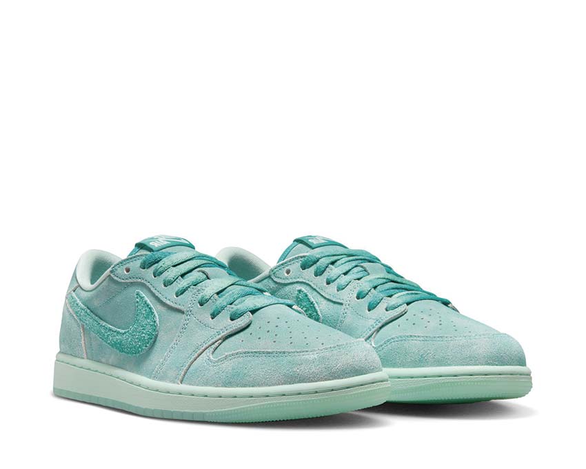 Air Jordan 1 Retro Low W Washed Teal / Washed Teal - Igloo HQ8111-300