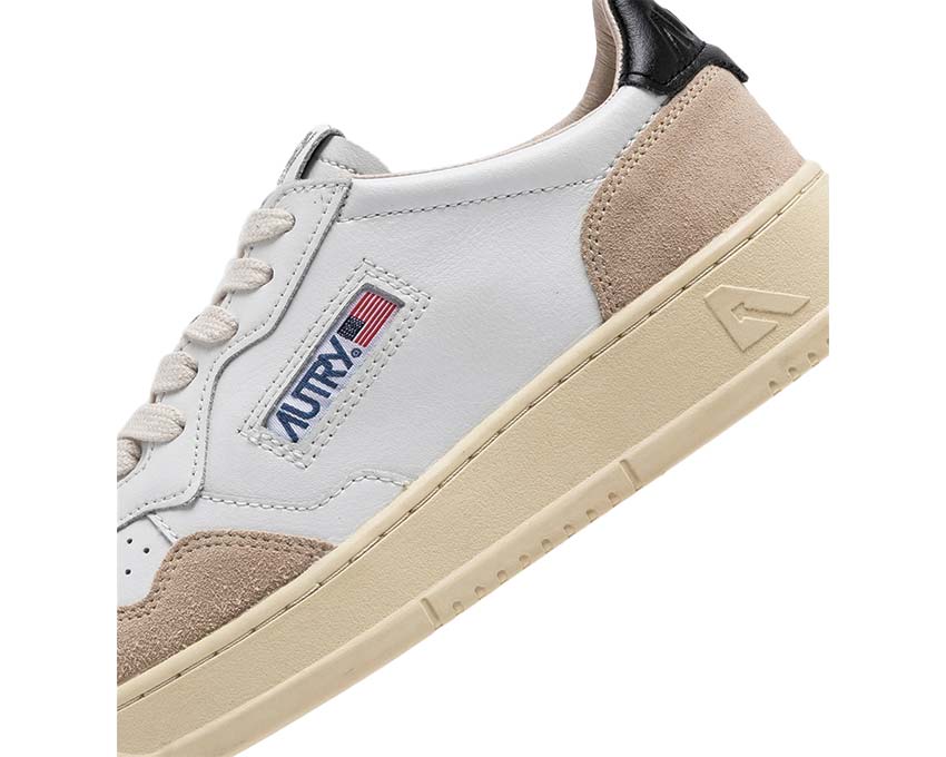 Autry Medalist Low AULMLS21