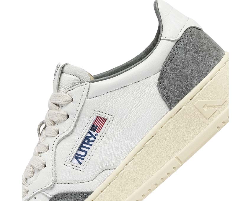 Autry Medalist Low  Goat / Suede - Wht Grey AULMGS37
