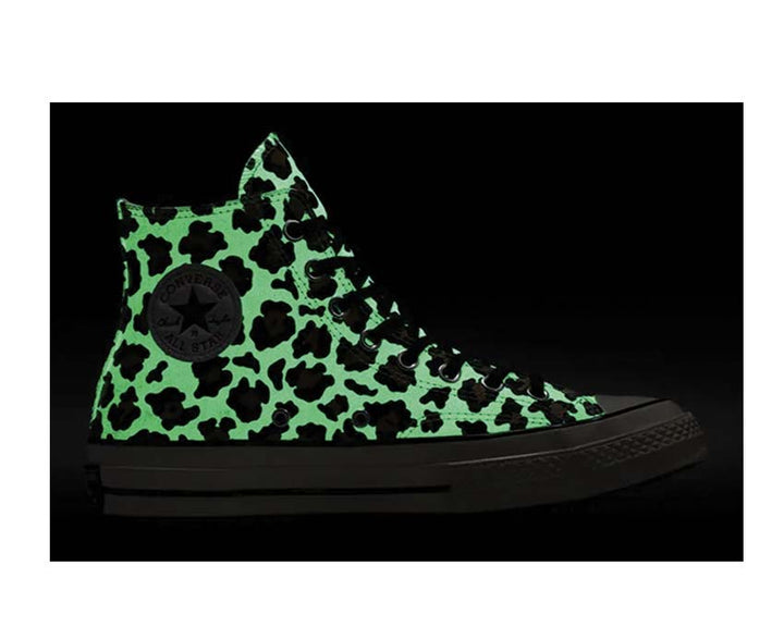 Converse Chuck 70 Hi bugs bunny tweety bird looney tunes converse chuck taylor A13436C