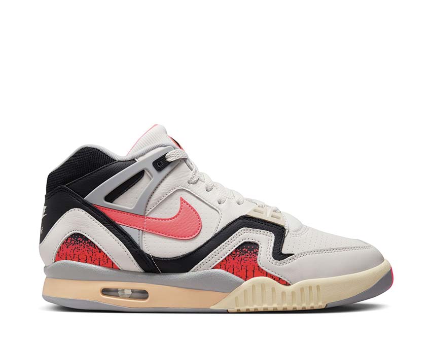 Nike air tech challenge 2 black top