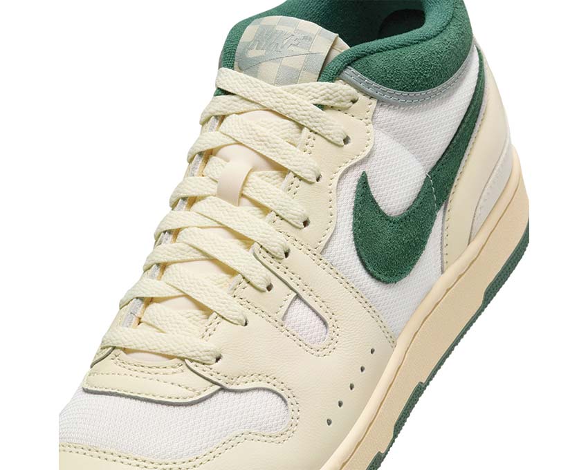 Nike Attack Sail / Fir - Coconut Milk - Pale Vanilla FZ2097-100