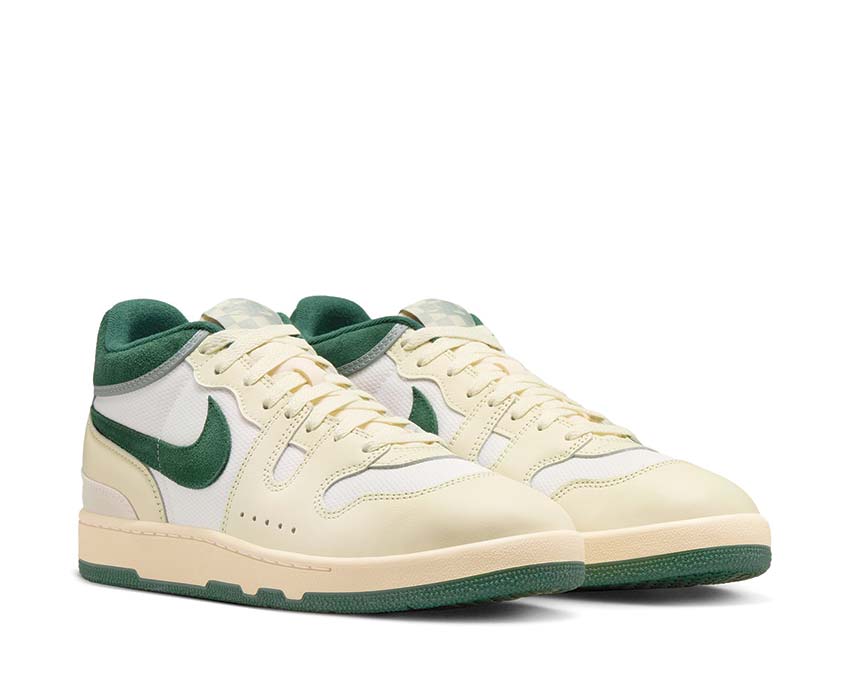 Nike Attack Sail / Fir - Coconut Milk - Pale Vanilla FZ2097-100
