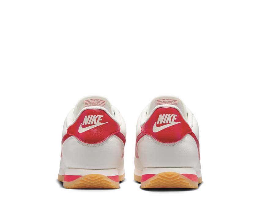 Nike Cortez Sail / University Red - Gum Yellow DM4044-110