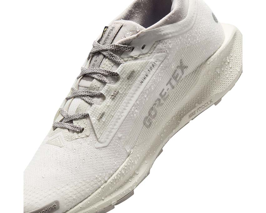Nike ReactX Pegasus Trail 5 GTX SP Summit White / College Grey - Light Bone - Cave Stone - Medium Ash HQ7494-100