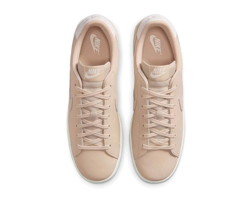 Nike Tennis Classic CS Style IV2436-100