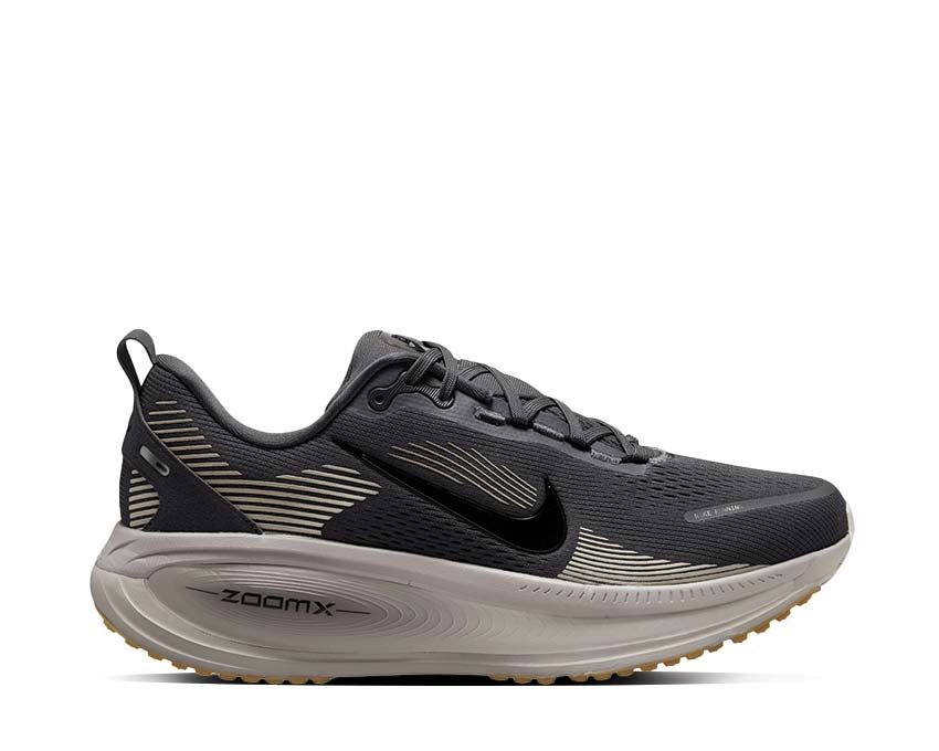 Nike Vomero 18 