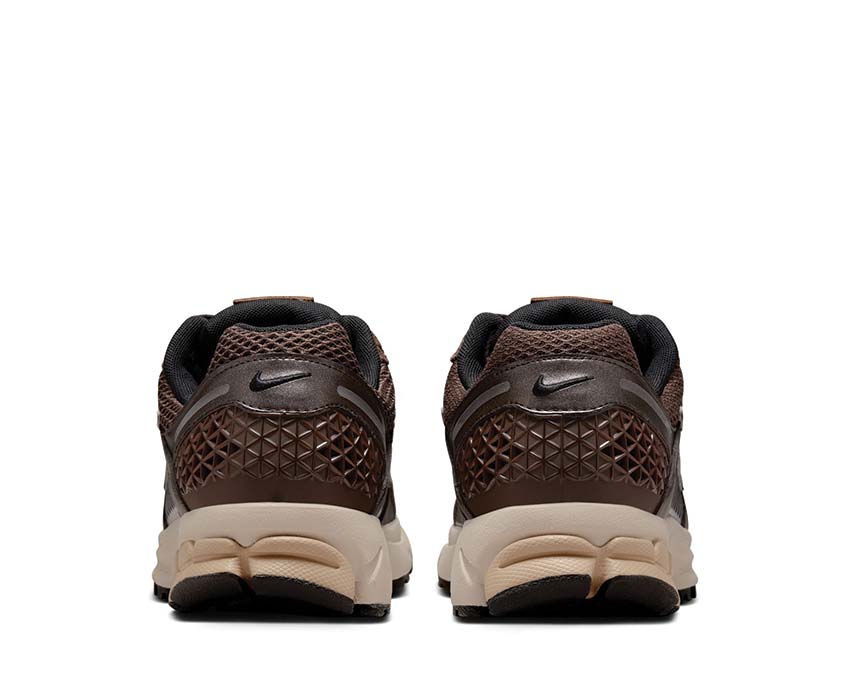 Nike Zoom Vomero 5 Baroque Brown / Chrome - LT Orewood Brown - Hemp FN6742-201