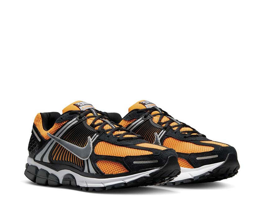 Nike Zoom Vomero 5 Sundial / Black - Metallic Silver IF6211-700