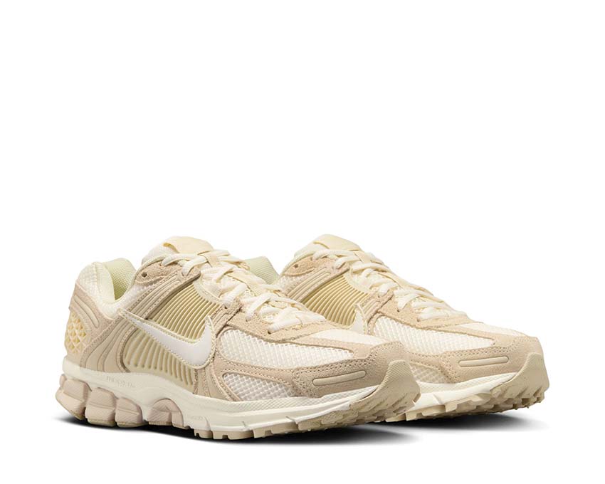 Nike Zoom Vomero 5 W Beach / Sail - LT Khaki - Pale Ivory HQ0458-200
