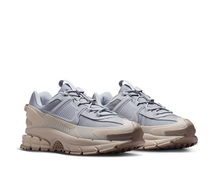 Nike Zoom Vomero Roam Wolf Grey / Wolf Grey - Sanddrift - Hemp HJ4646-001