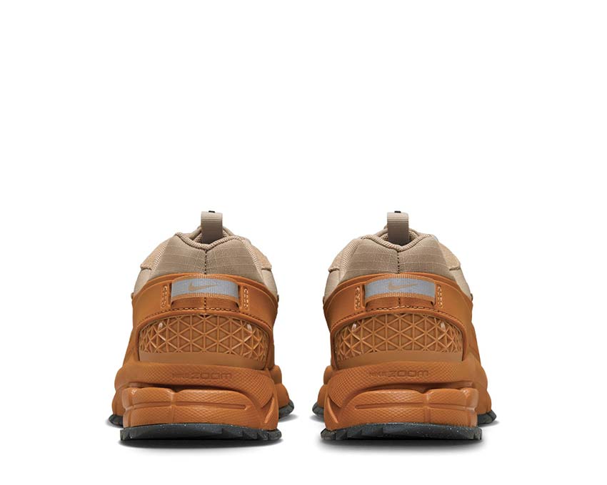 Nike Zoom Vomero W Roam Flax / Khaki - Anthracite - University Gold HQ2181-200