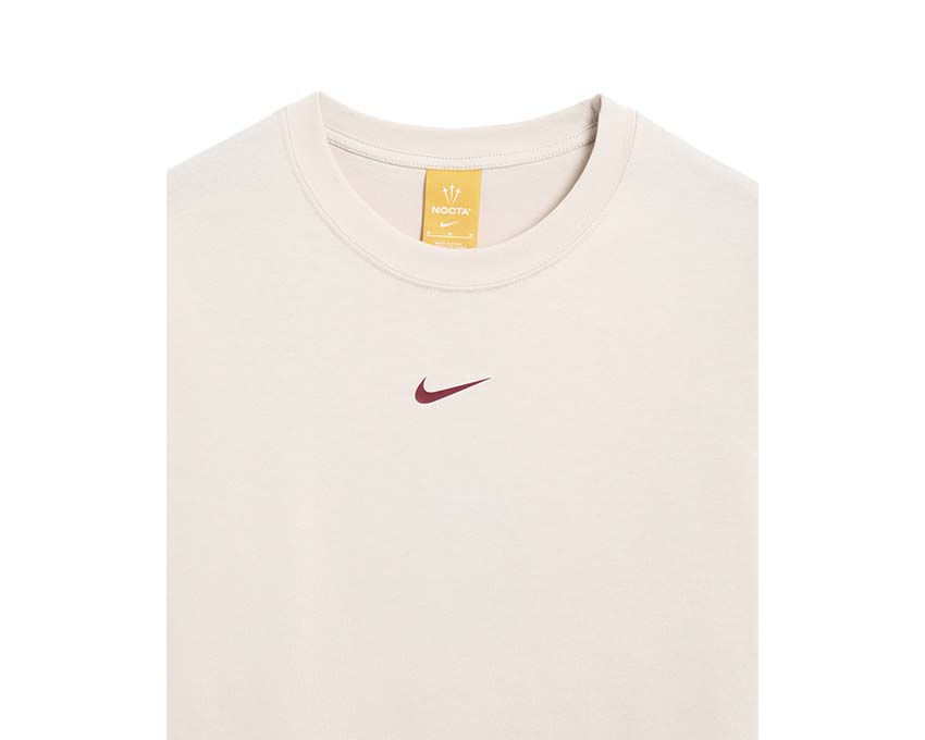 nike twilight x Drake NOCTA Tee Beige / Team Red IB5673-104
