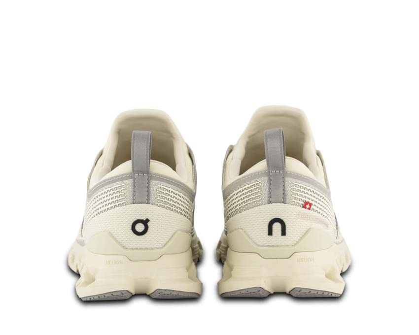 On Cloud X Z5 Ice / Cream 3ME30272538