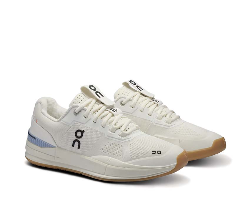 On The Roger Pro Ivory / Chambray 48.97696