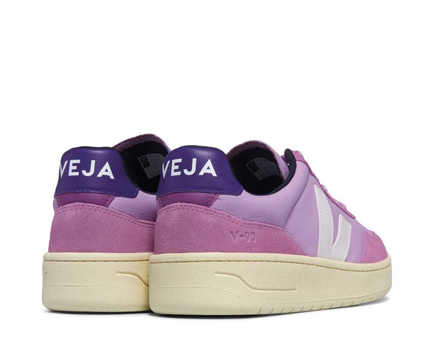 Veja V-90 OT Leather