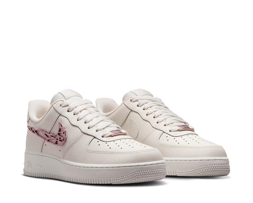 Nike Air Force 1 '07 LX "Metal Swoosh"