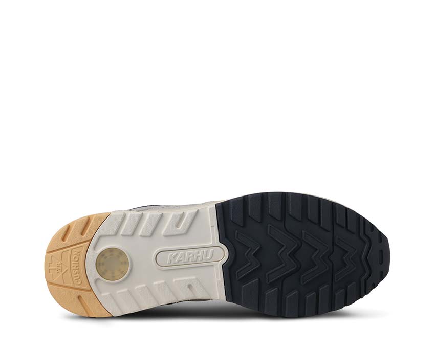 Karhu Legacy 96 Lily White / Transparent F806046