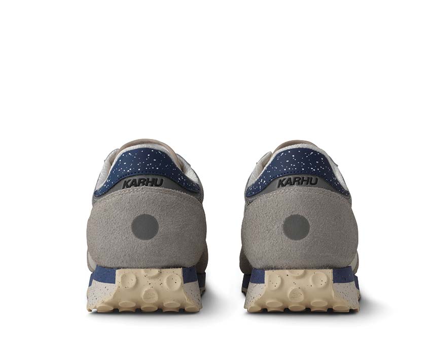 Karhu Mestari Control Silver Lining / True Navy F840010