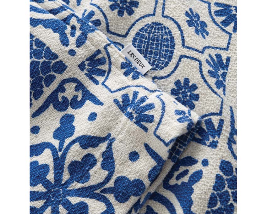 Les Deux Tile Cotton SS Shirt Light Ivory / Surf Blue LDM401088