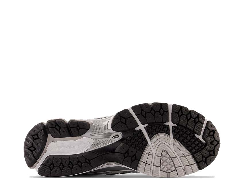 New Balance 1906R White / Rain Cloud - Silver Metallic M1906RI