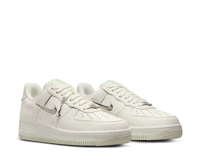 Nike Air Force 1 '07 NN SE Sail / Vapor Green - Sea Glass - Volt FN8540-100