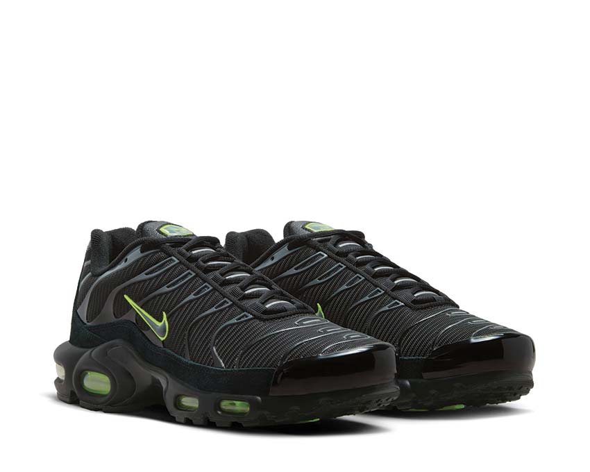Nike Air Max Plus Black / Cool Grey - Volt - Reflect Silver FQ2381-001