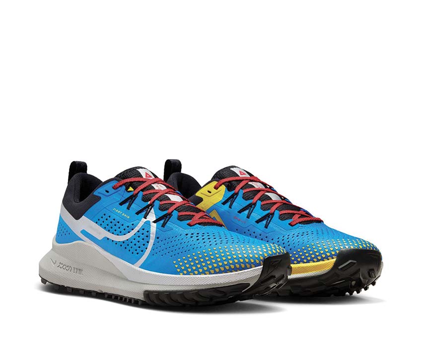 Nike Pegasus Trail 4 LT Photo Blue / Metallic Silver - Track Red DJ6158-401