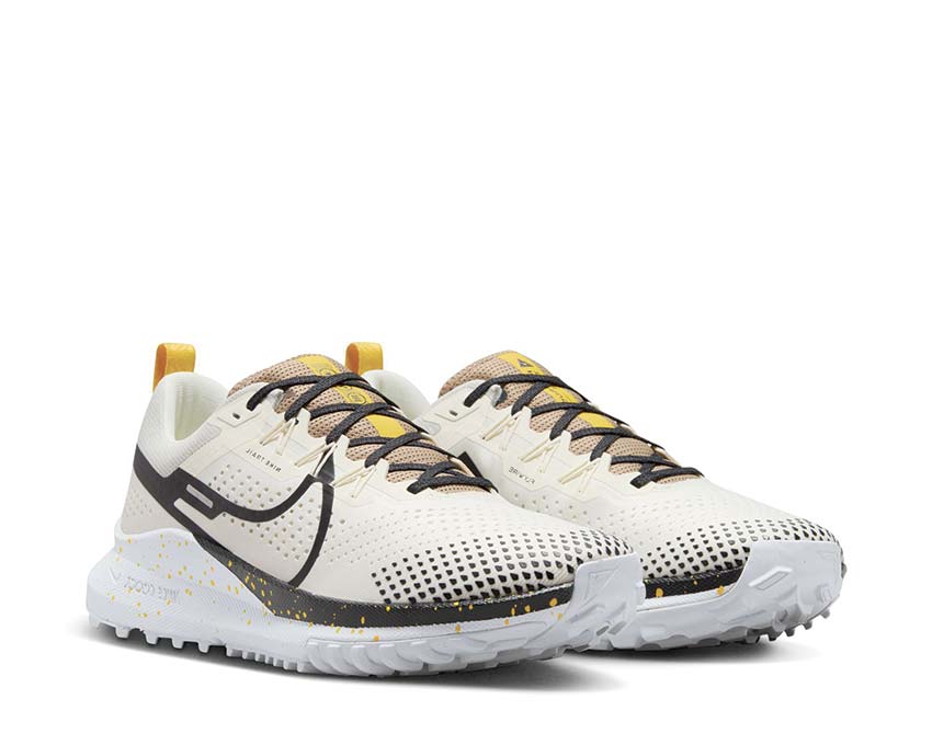 Nike Pegasus Trail 4 Pale Ivory / Black - Khaki - White DJ6158-100