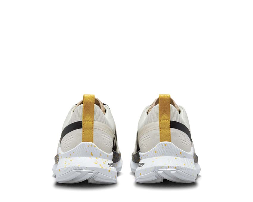 Nike Pegasus Trail 4 Pale Ivory / Black - Khaki - White DJ6158-100