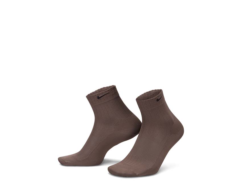 nike sheer ankle socks