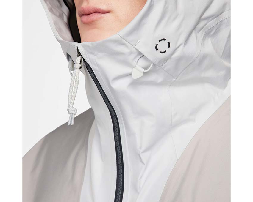 Nike Storm-Fit Adv ACG Chain Of Craters Photon Dust / LT Iron Ore / Summit White DB3559-025