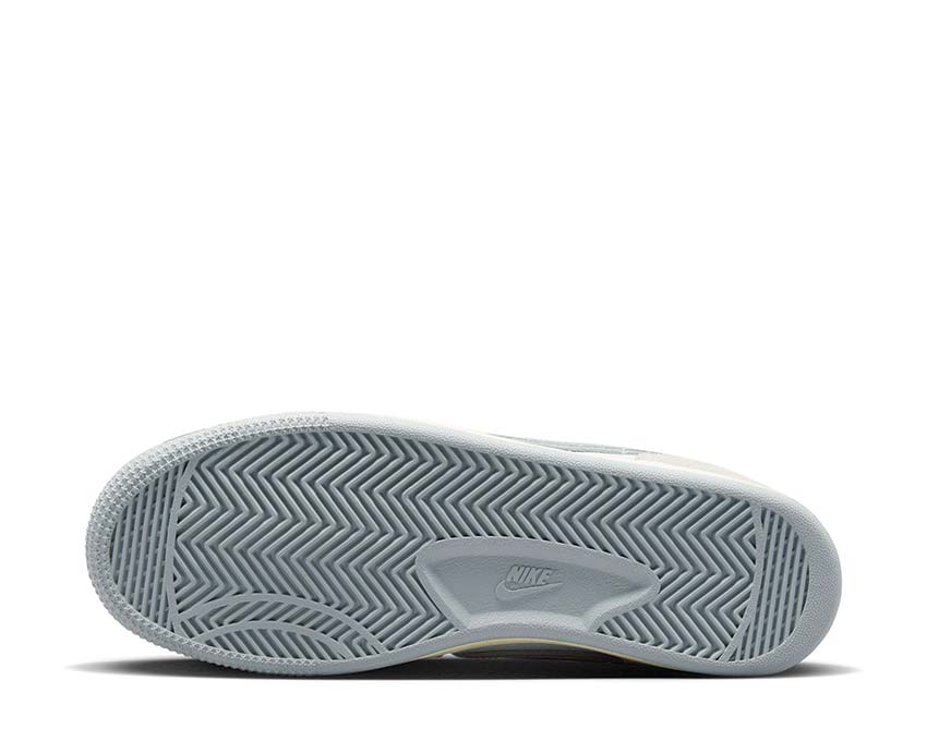La logique aurait voulu que Air Max Plus II rétro sorte avant la 3 Phantom / Wolf Grey - Coconut Milk FJ4207-001