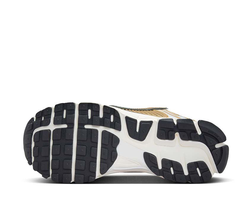 Nike Zoom Vomero 5 GLD W Photon Dust / Metallic Gold - Gridiron - Sail HF7723-001