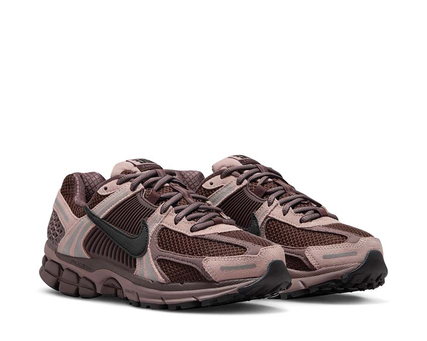 Nike Zoom Vomero 5 W Plum Eclipse / Black - Pink Oxford - Earth FV1166-200