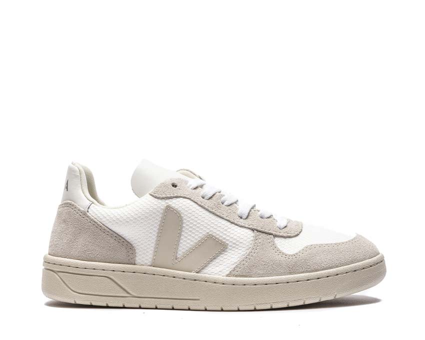This Veja shoe will not be the best match if White / Natural Pierre VX0102499B
