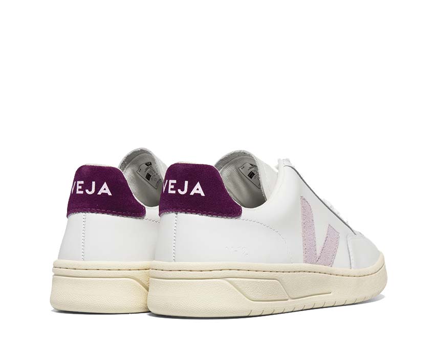 VEJA V-12 Leather Extra White / Parme Magenta XD0203301A