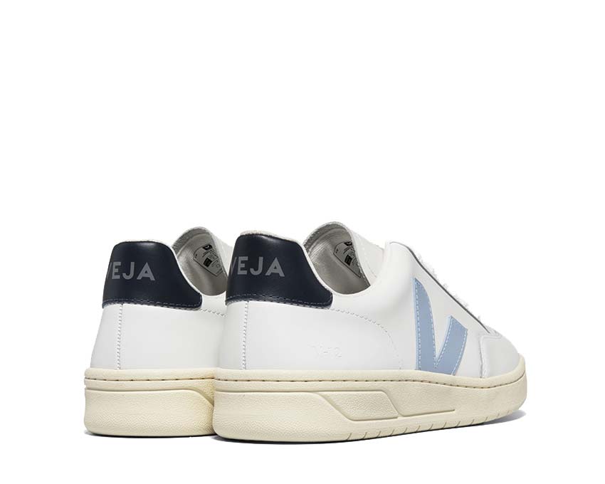 Veja V-12 Leather Extra White / Steel - Nautico XD0203302A