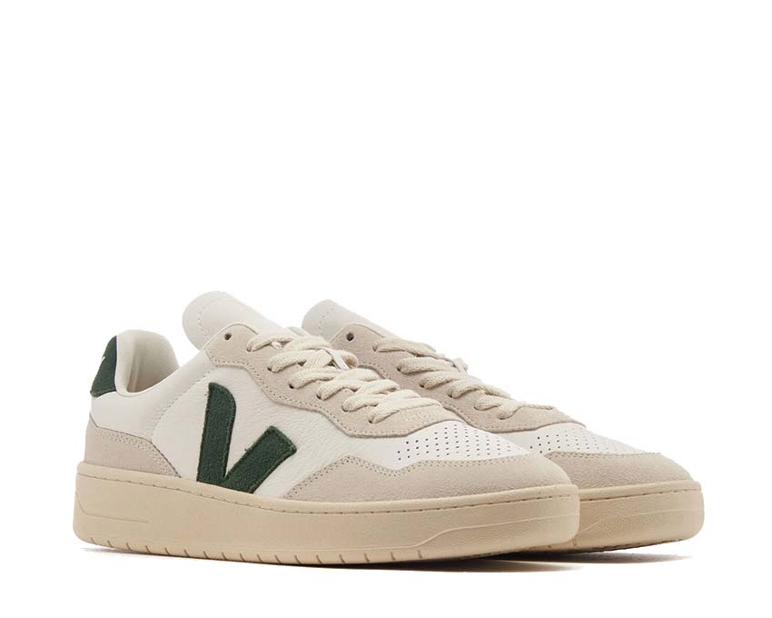 Veja V-90 O.T. Leather Extra White / Cyprus VD2003384B