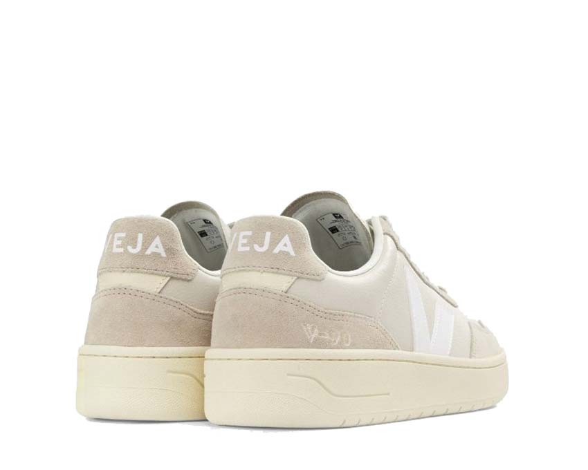 Veja V-90 O.T. Leather Pierre / White VD2003378A370