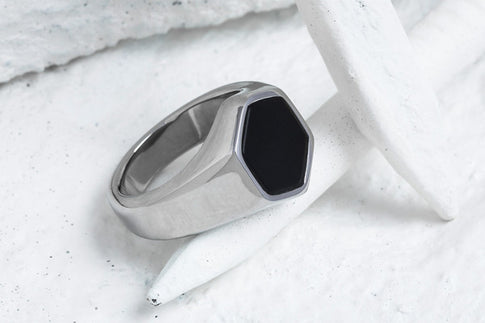 Vitaly Kaya X Edelstahl