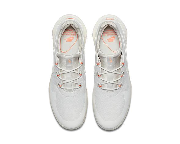 Nike Air Wild Light Bone 917547-001