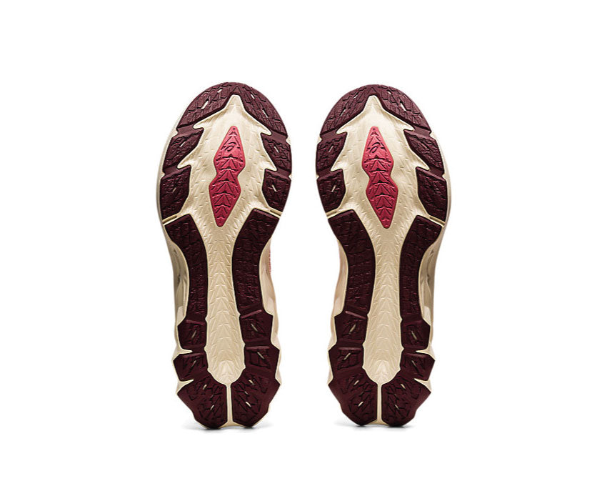 Asics Novablast 2 Smokey Rose / Pure Bronze 1012B049 700