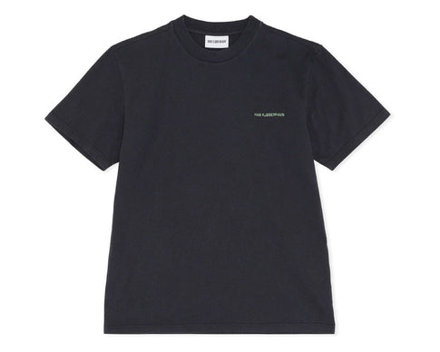 Han Kjobenhavn Boxy Tee Social Resort Faded Black M130173