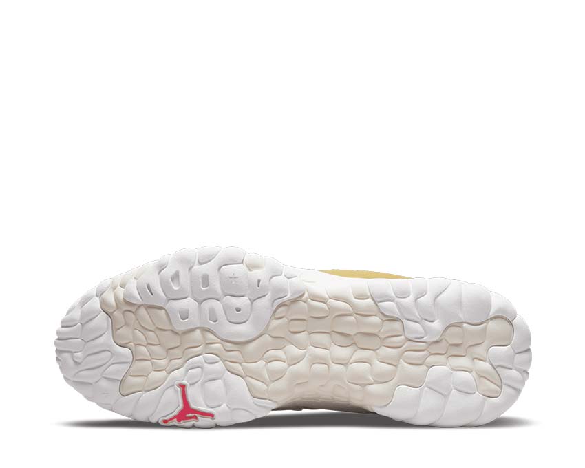 Jordan Delta 2 SE Sail / Black - Chile Red - Signal Blue DJ9843-106