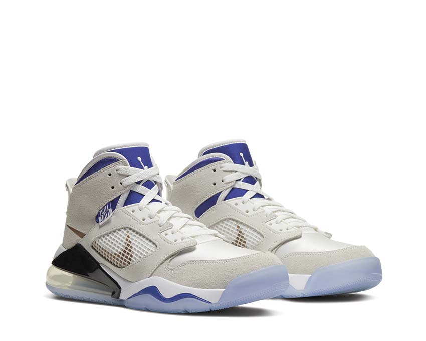 Jordan Mars 270 Summit White / Metallic Gold CV3046-100