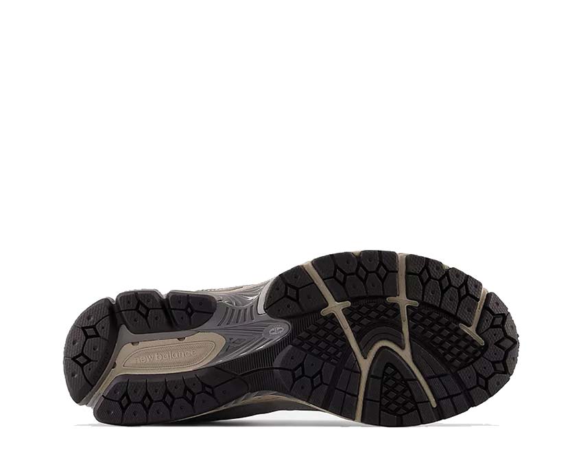 New Balance 2002R Team Away Grey M2002RVC