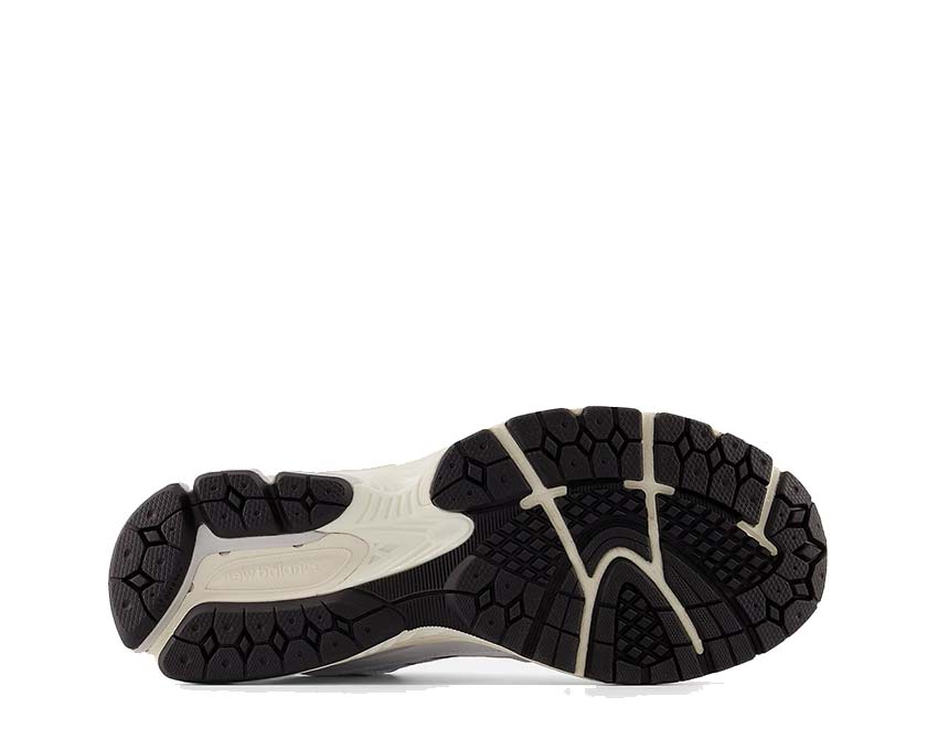 New Balance 2002R White / Natural Indigo / Angora M2002RHQ