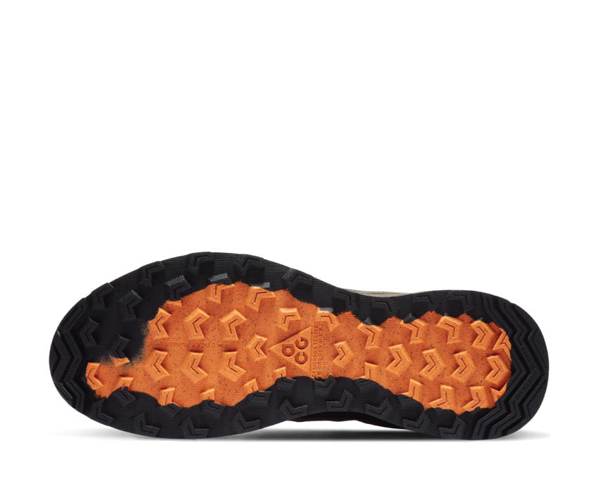 Nike ACG Air Nasu Habanero Red / Total Orange CV1779-600