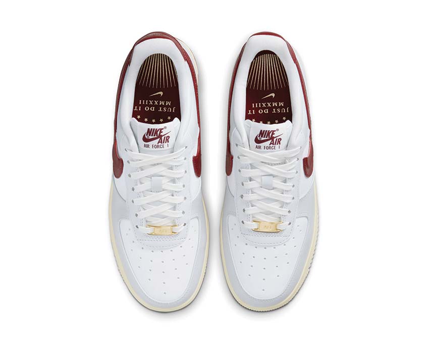 Nike Air Force 1 '07 SE Photon Dust / Team Red - Summit White - Muslin DV7584-001